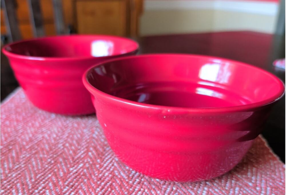 2 Rachael Ray Double Ridge Stoneware Cereal/Soup Bowls Fresh Crimson Red 24 oz.